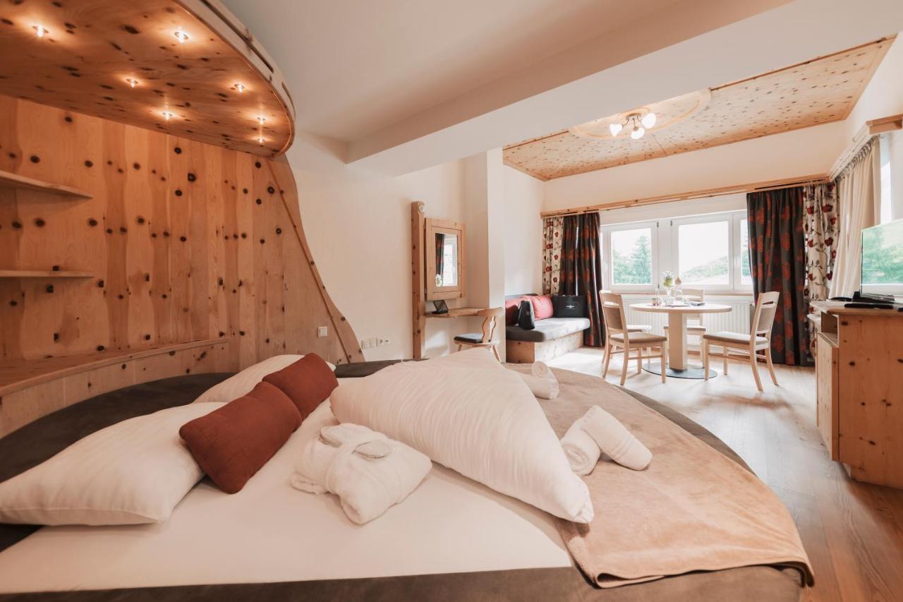 Wellness Aparthotel Panorama Alpin - Ferienwohnungen Jerzens Im Pitztal Eksteriør bilde