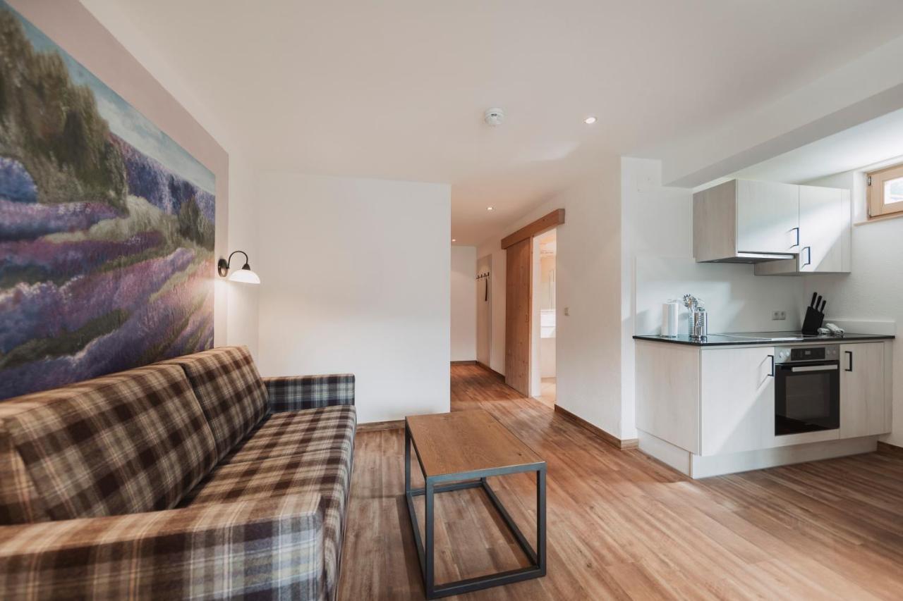 Wellness Aparthotel Panorama Alpin - Ferienwohnungen Jerzens Im Pitztal Eksteriør bilde