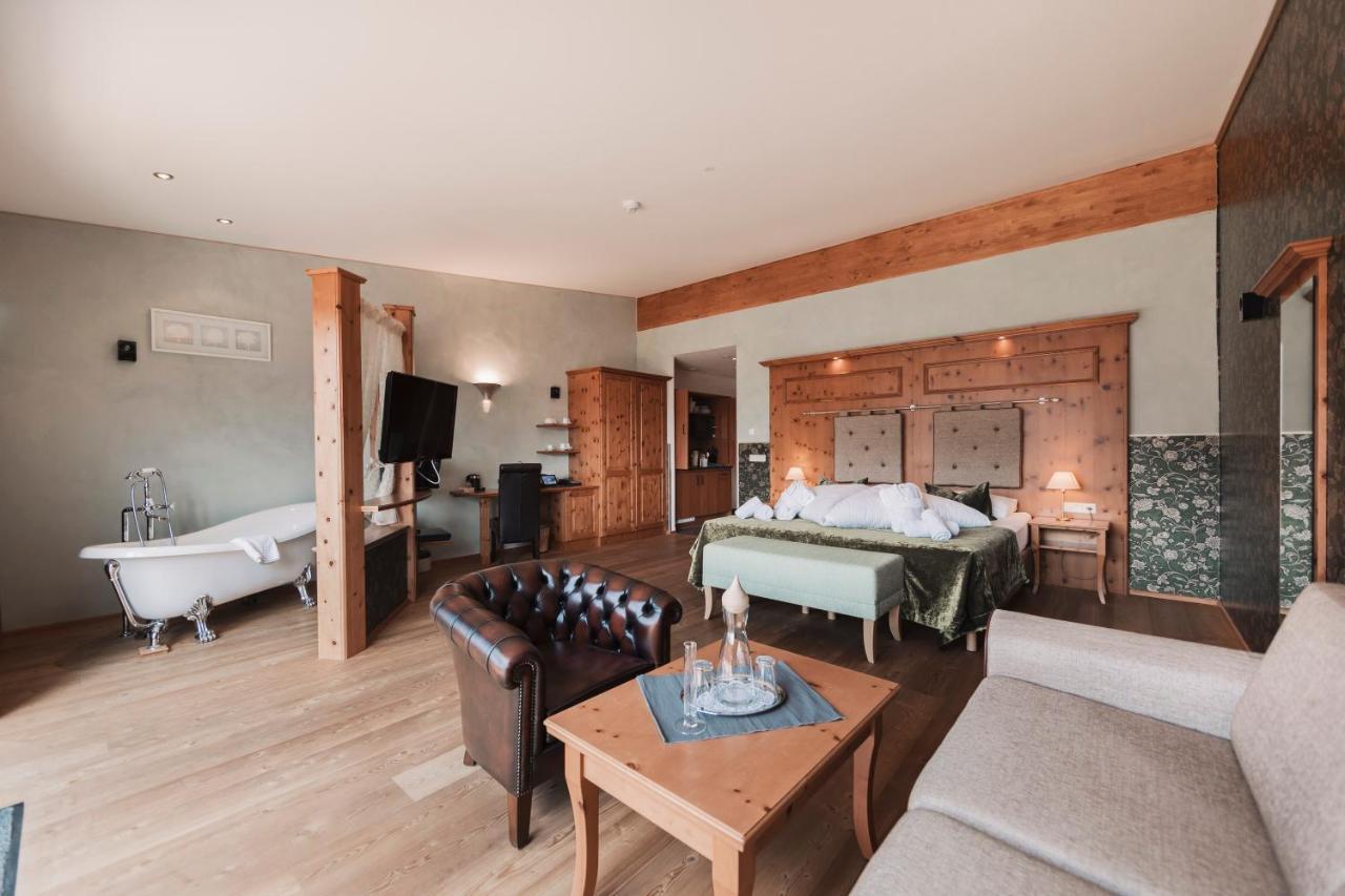 Wellness Aparthotel Panorama Alpin - Ferienwohnungen Jerzens Im Pitztal Eksteriør bilde