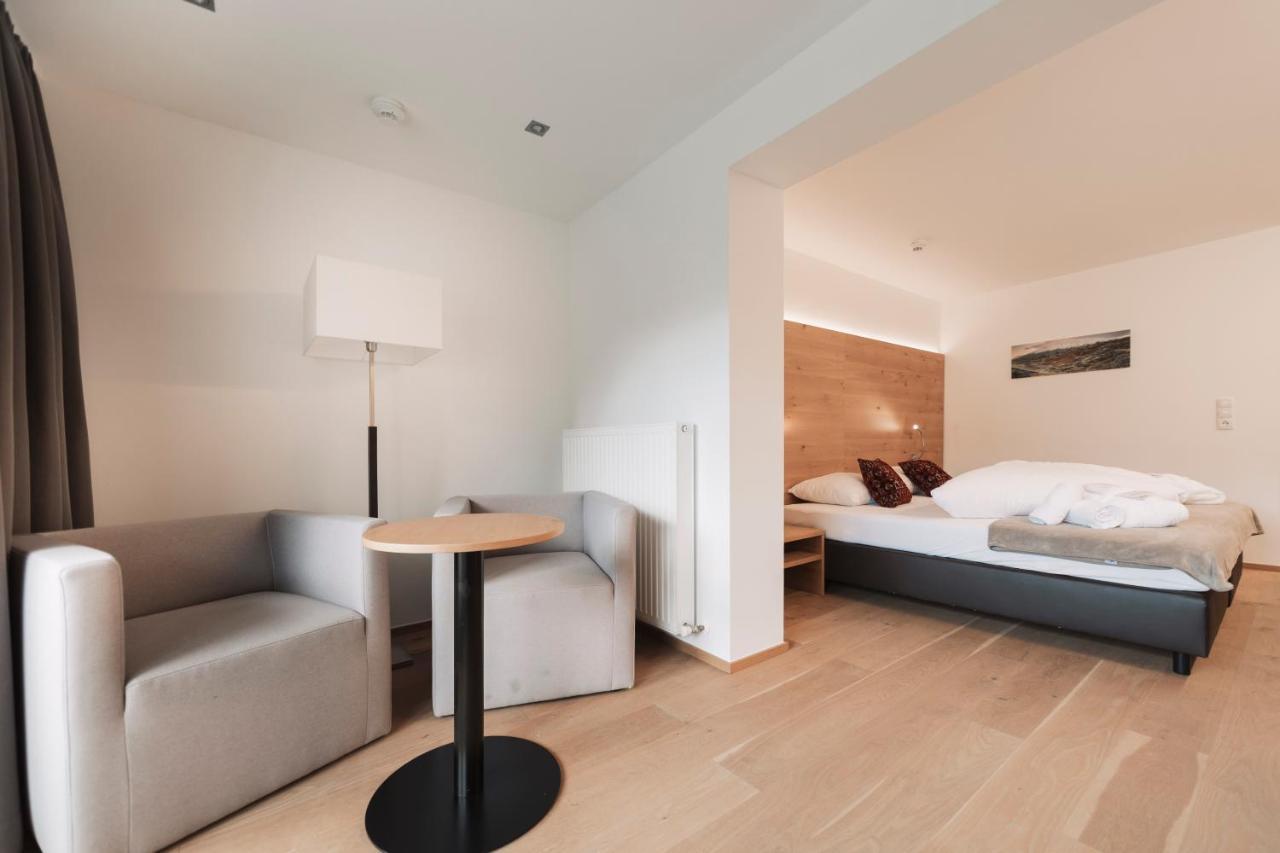 Wellness Aparthotel Panorama Alpin - Ferienwohnungen Jerzens Im Pitztal Eksteriør bilde