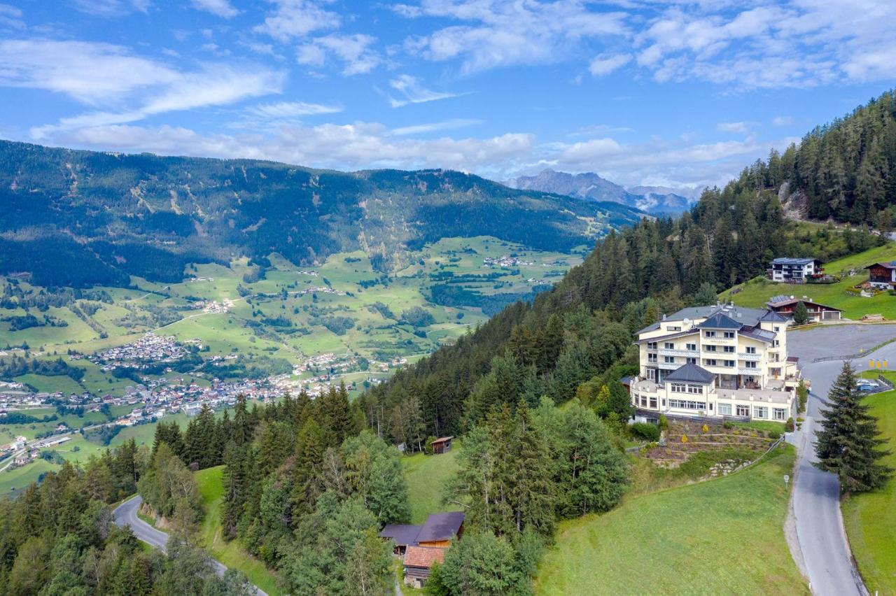 Wellness Aparthotel Panorama Alpin - Ferienwohnungen Jerzens Im Pitztal Eksteriør bilde