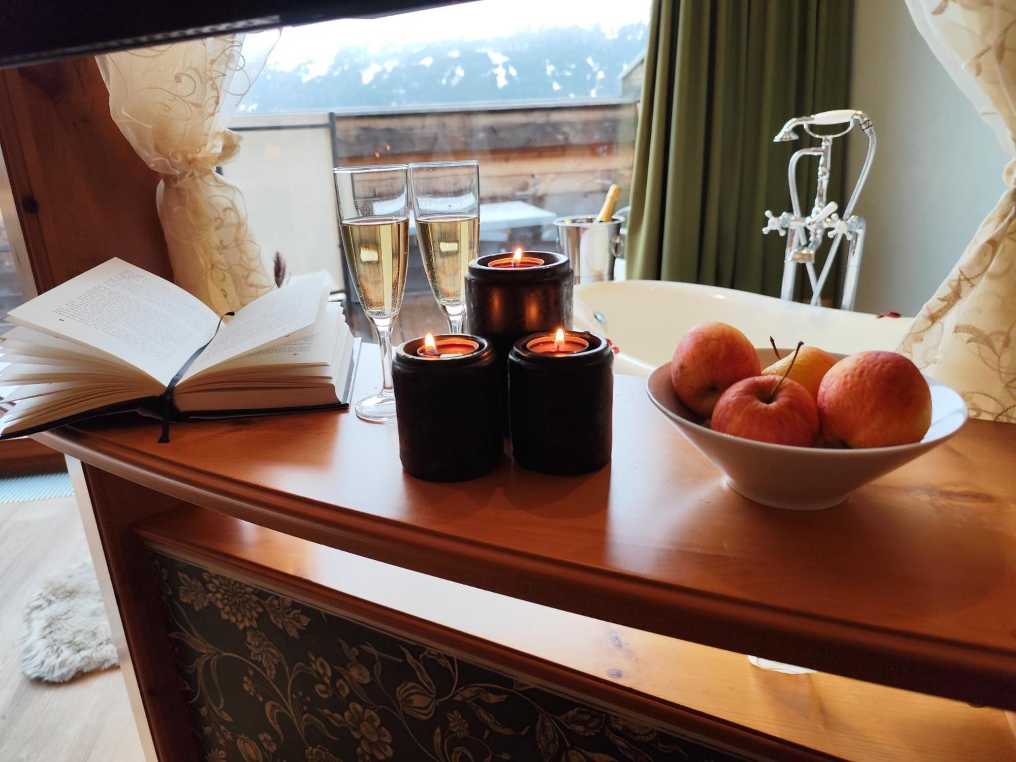 Wellness Aparthotel Panorama Alpin - Ferienwohnungen Jerzens Im Pitztal Eksteriør bilde